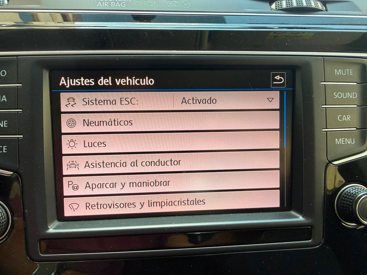 Volkswagen Touran Advance 1.6 TDI 85 kW - Foto 55