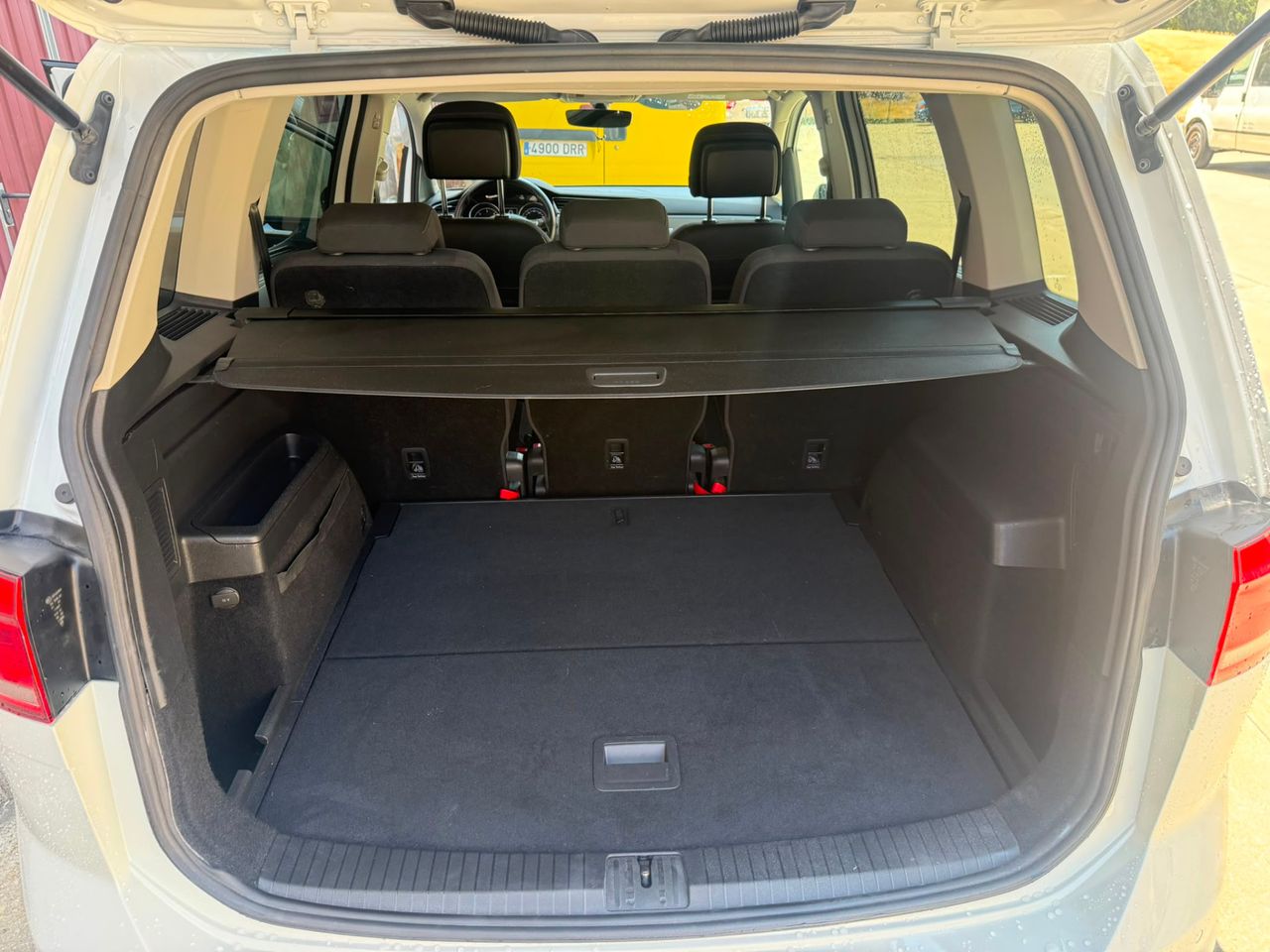 Volkswagen Touran Advance 1.6 TDI 85 kW - Foto 32