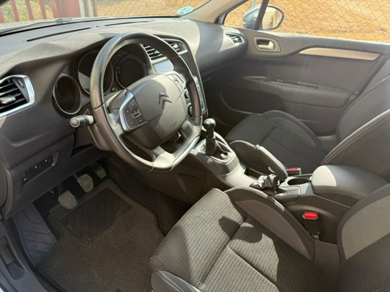 Citroën C4 VTi 120 Seduction - Foto 28