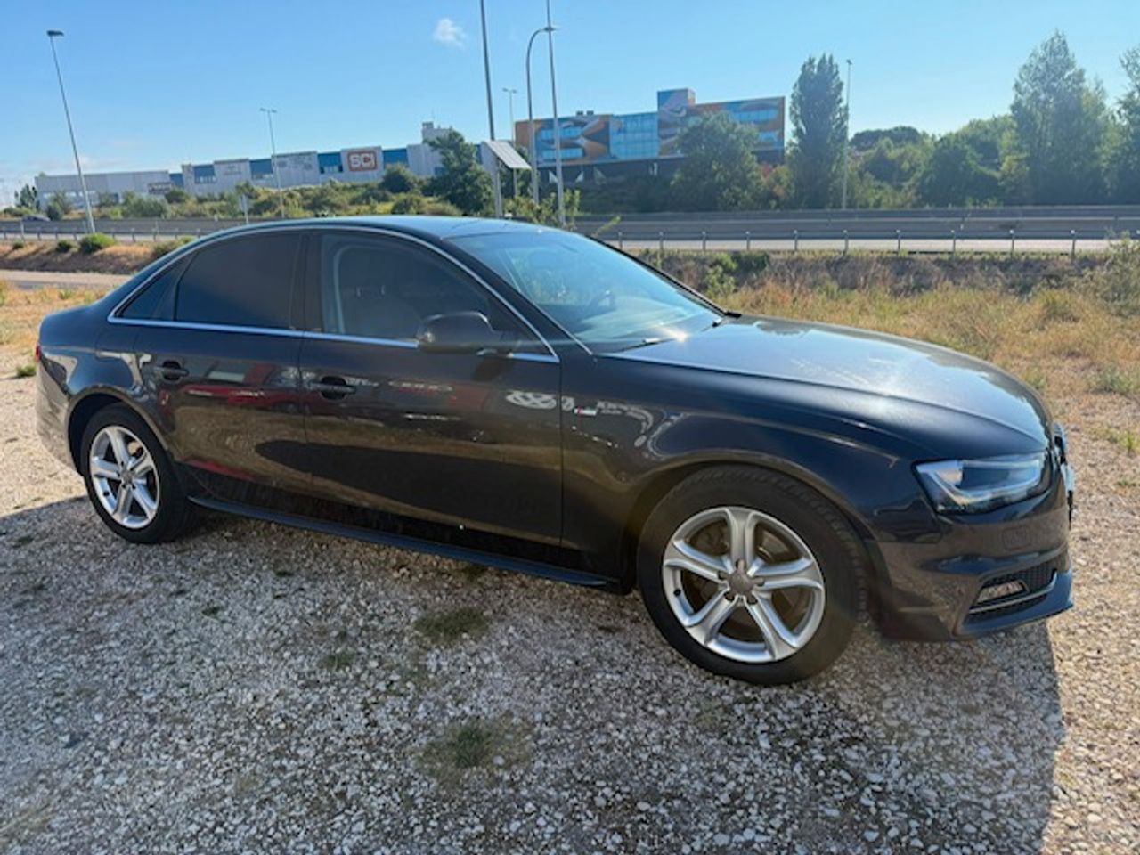 Audi A4 2.0 TDI 150 CV clean diesel multitronic - Foto 13