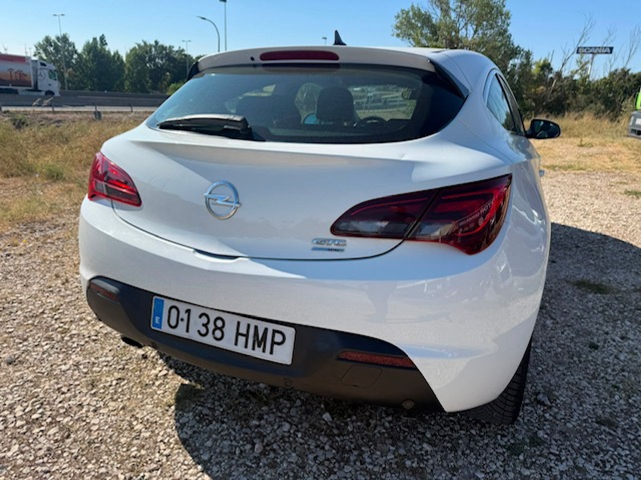 Opel Astra GTC Sportive 2.0 CDTI 165 CV Start&Stop - Foto 21