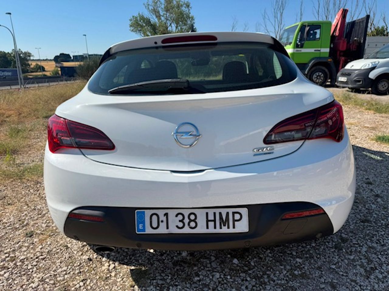 Opel Astra GTC Sportive 2.0 CDTI 165 CV Start&Stop - Foto 20