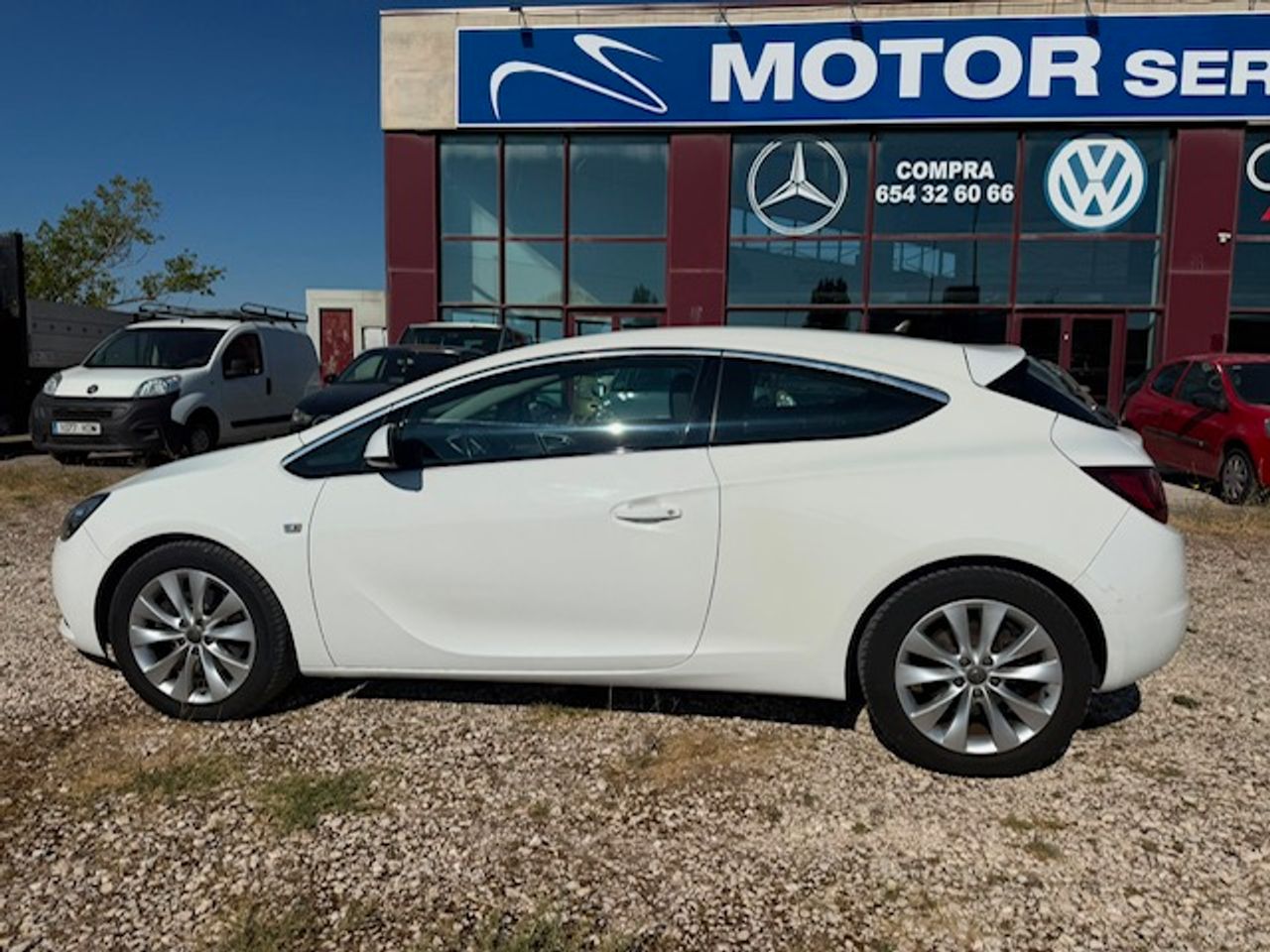 Opel Astra GTC Sportive 2.0 CDTI 165 CV Start&Stop - Foto 24