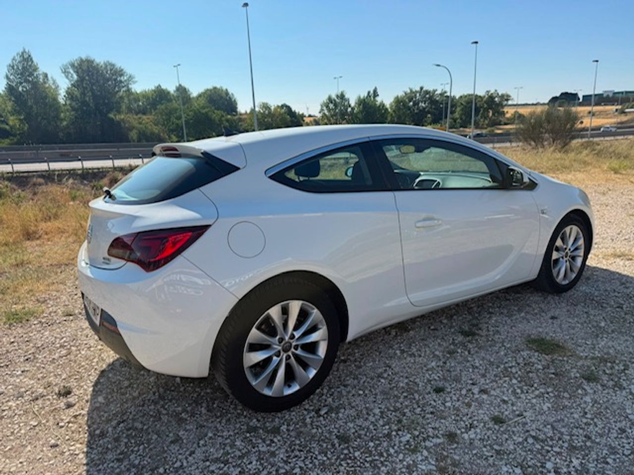 Opel Astra GTC Sportive 2.0 CDTI 165 CV Start&Stop - Foto 14