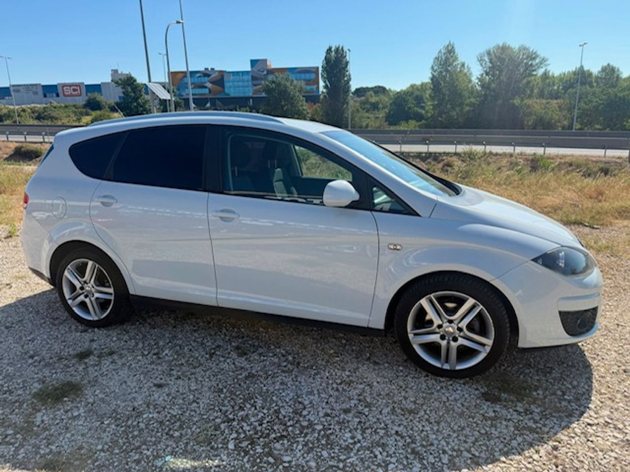 Seat Altea XL I-TECH 1.6 TDI CR 105 CV Start&Stop ECOMOTIVE - Foto 12