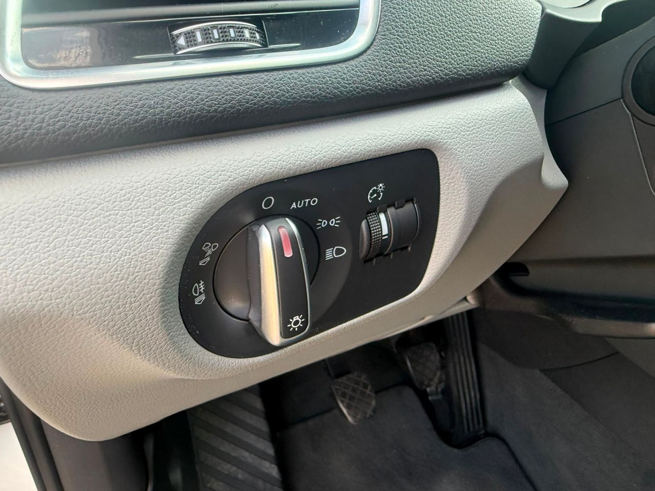 Audi Q3 2.0 TDI 150 CV - Foto 21