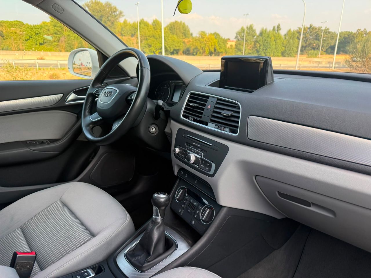 Audi Q3 2.0 TDI 150 CV - Foto 60