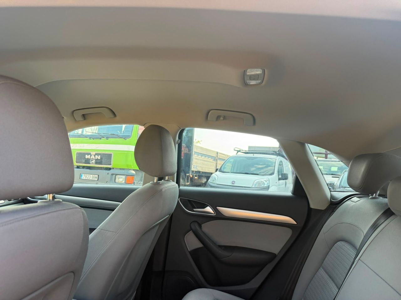 Audi Q3 2.0 TDI 150 CV - Foto 43