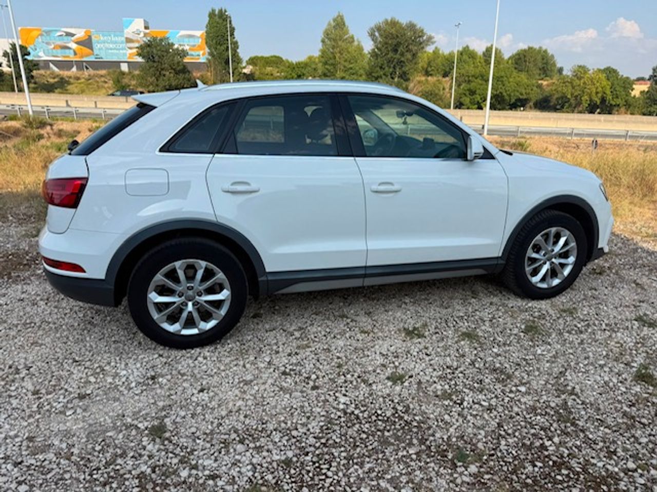 Audi Q3 2.0 TDI 150 CV - Foto 10
