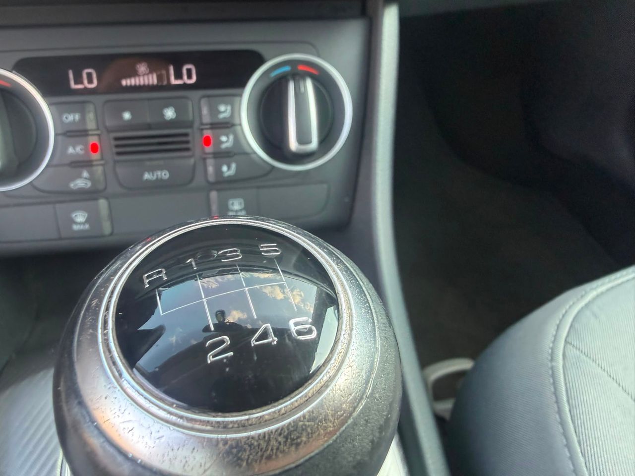 Audi Q3 2.0 TDI 150 CV - Foto 30