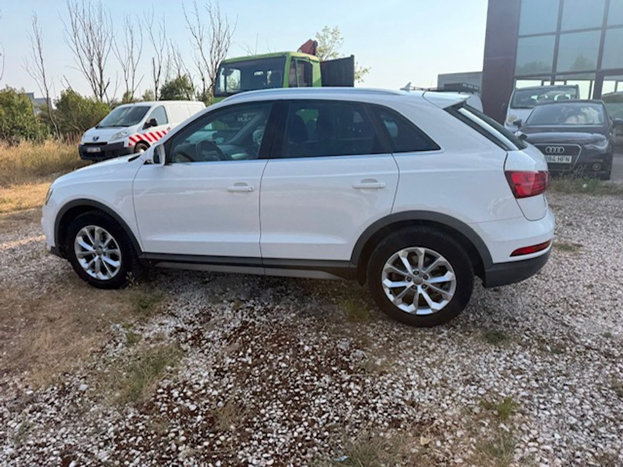 Audi Q3 2.0 TDI 150 CV - Foto 4