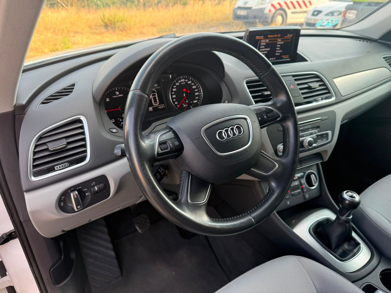 Audi Q3 2.0 TDI 150 CV - Foto 24