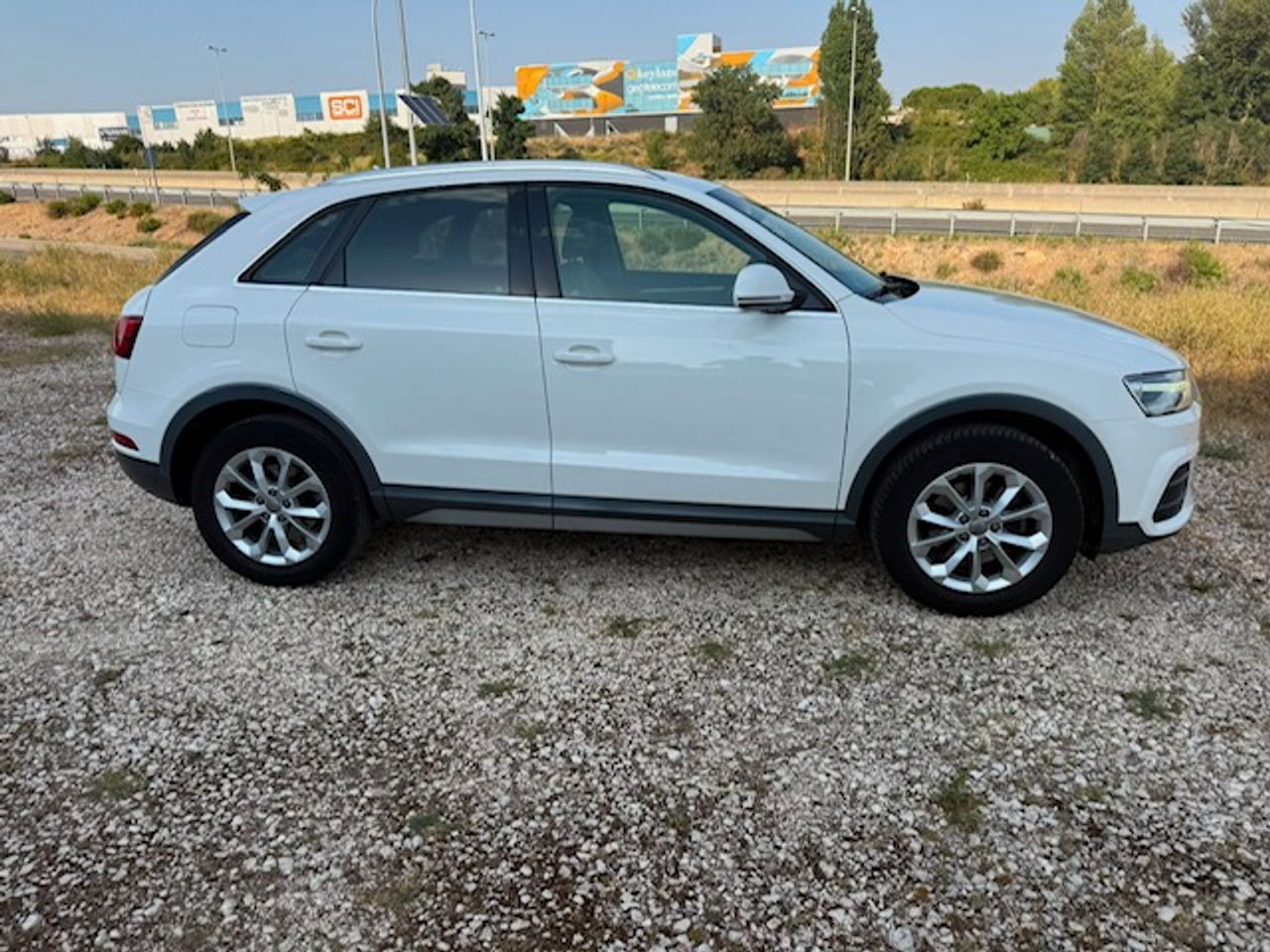 Audi Q3 2.0 TDI 150 CV - Foto 11