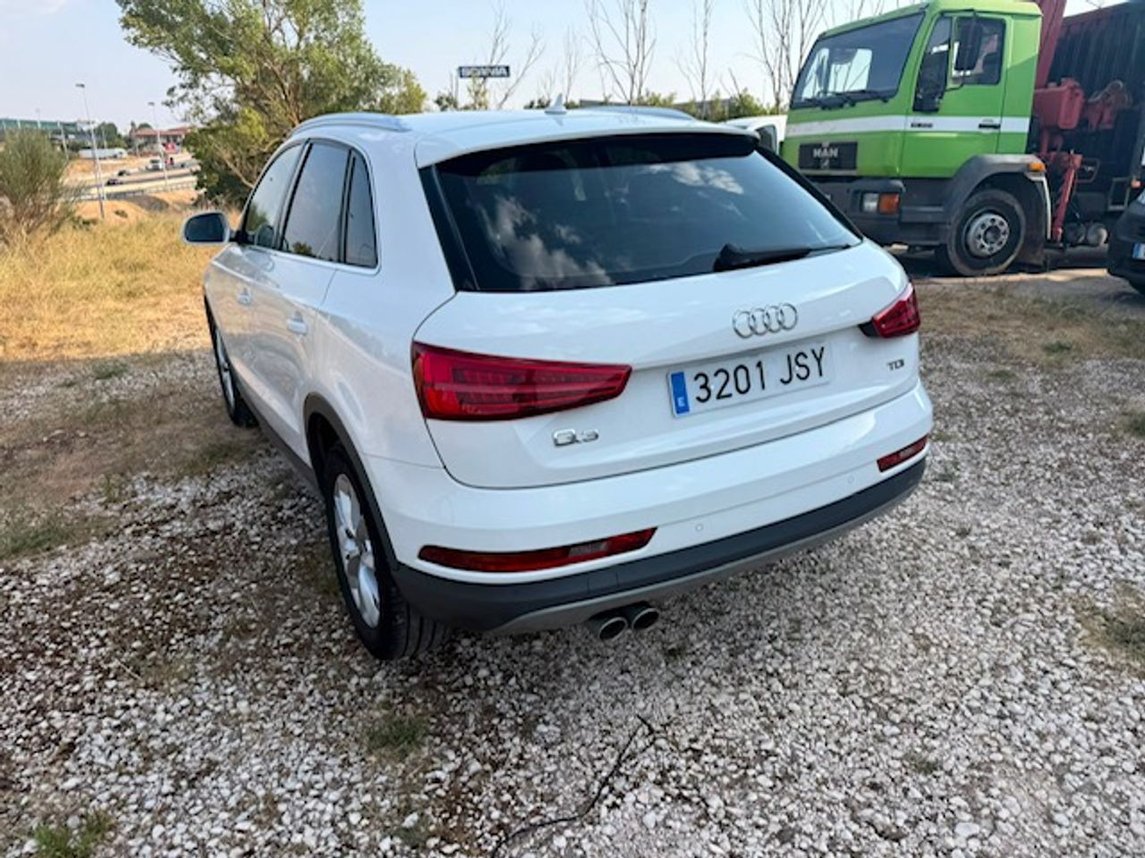 Audi Q3 2.0 TDI 150 CV - Foto 6