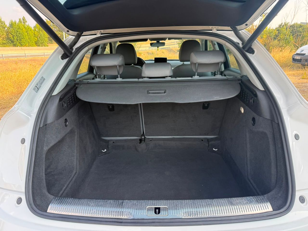 Audi Q3 2.0 TDI 150 CV - Foto 61