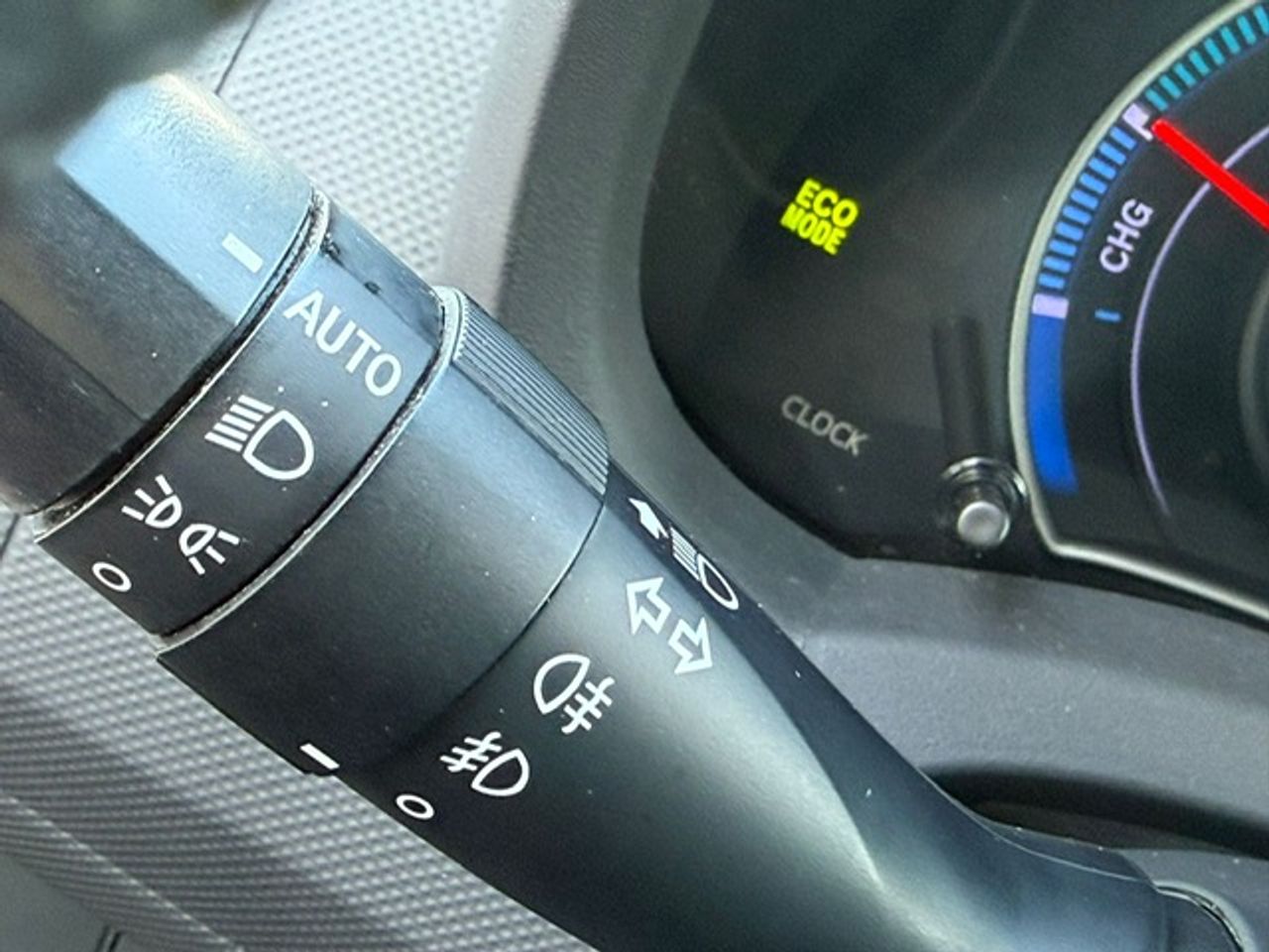 Toyota Auris 5p 1.8 Híbrido HSD Advance - Foto 47