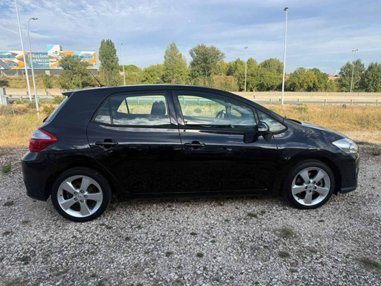 Toyota Auris 5p 1.8 Híbrido HSD Advance - Foto 13