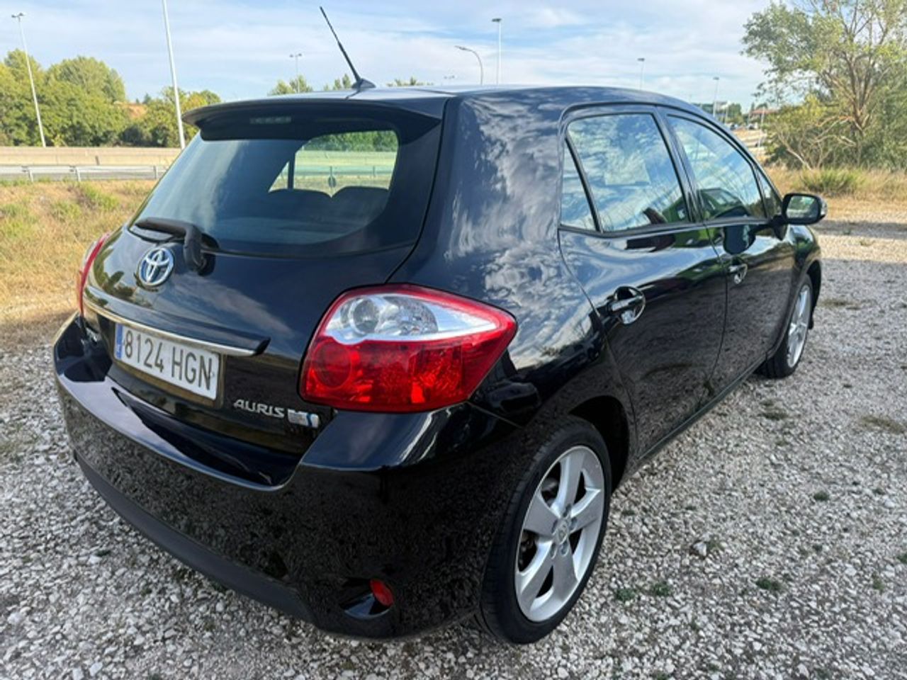 Toyota Auris 5p 1.8 Híbrido HSD Advance - Foto 19