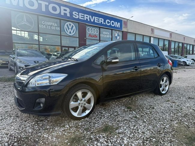 Toyota Auris 5p 1.8 Híbrido HSD Advance