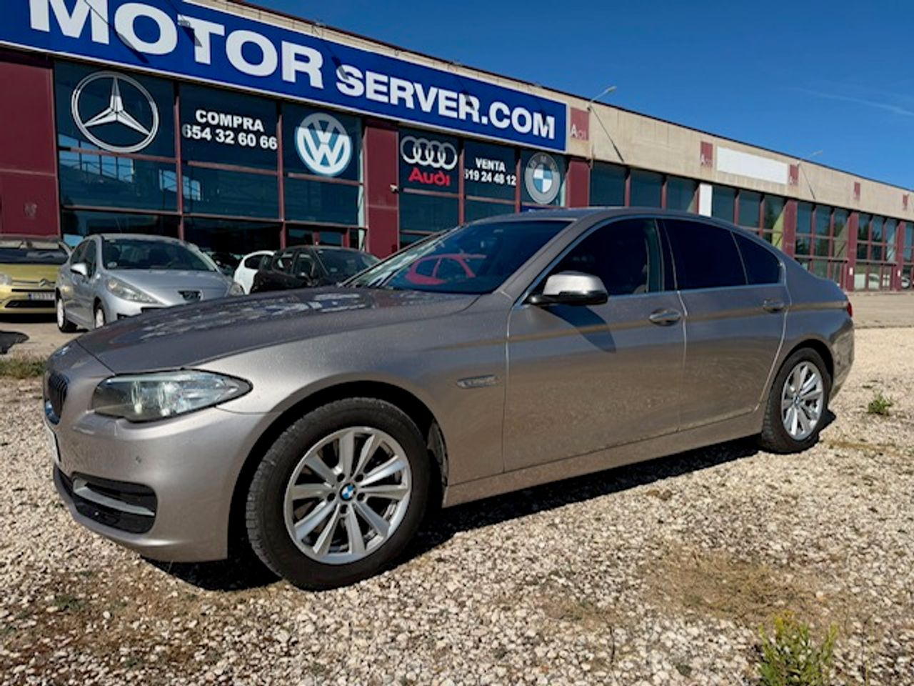 BMW Serie 5 530d xDrive Berlina - Foto 4
