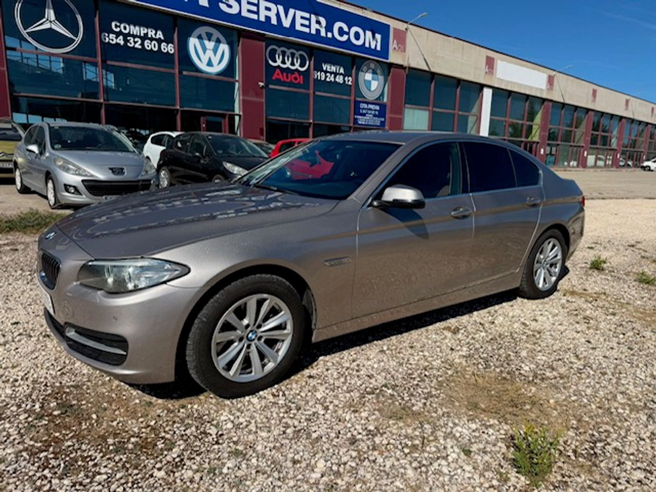 BMW Serie 5 530d xDrive Berlina - Foto 30