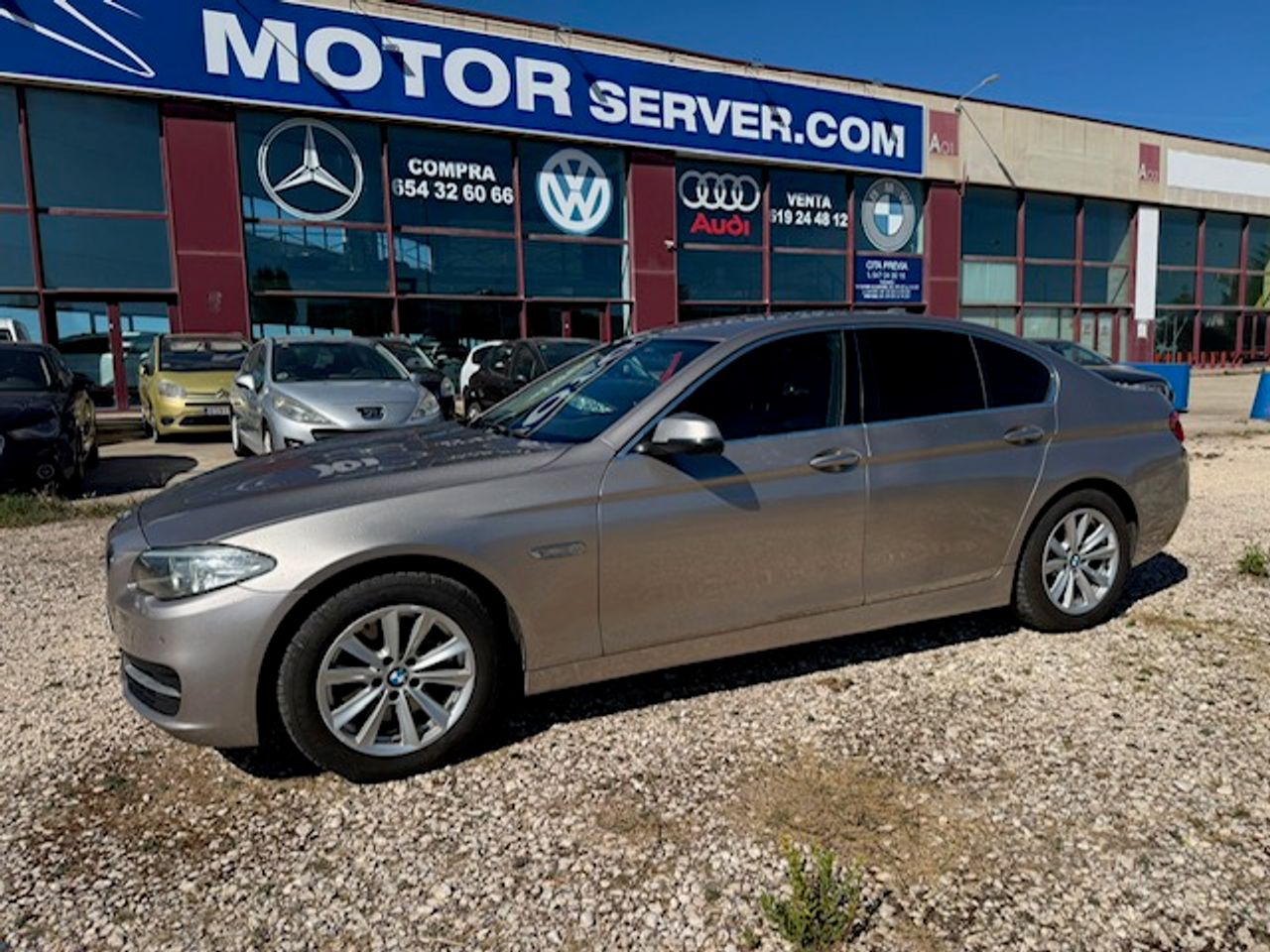 BMW Serie 5 530d xDrive Berlina - Foto 31