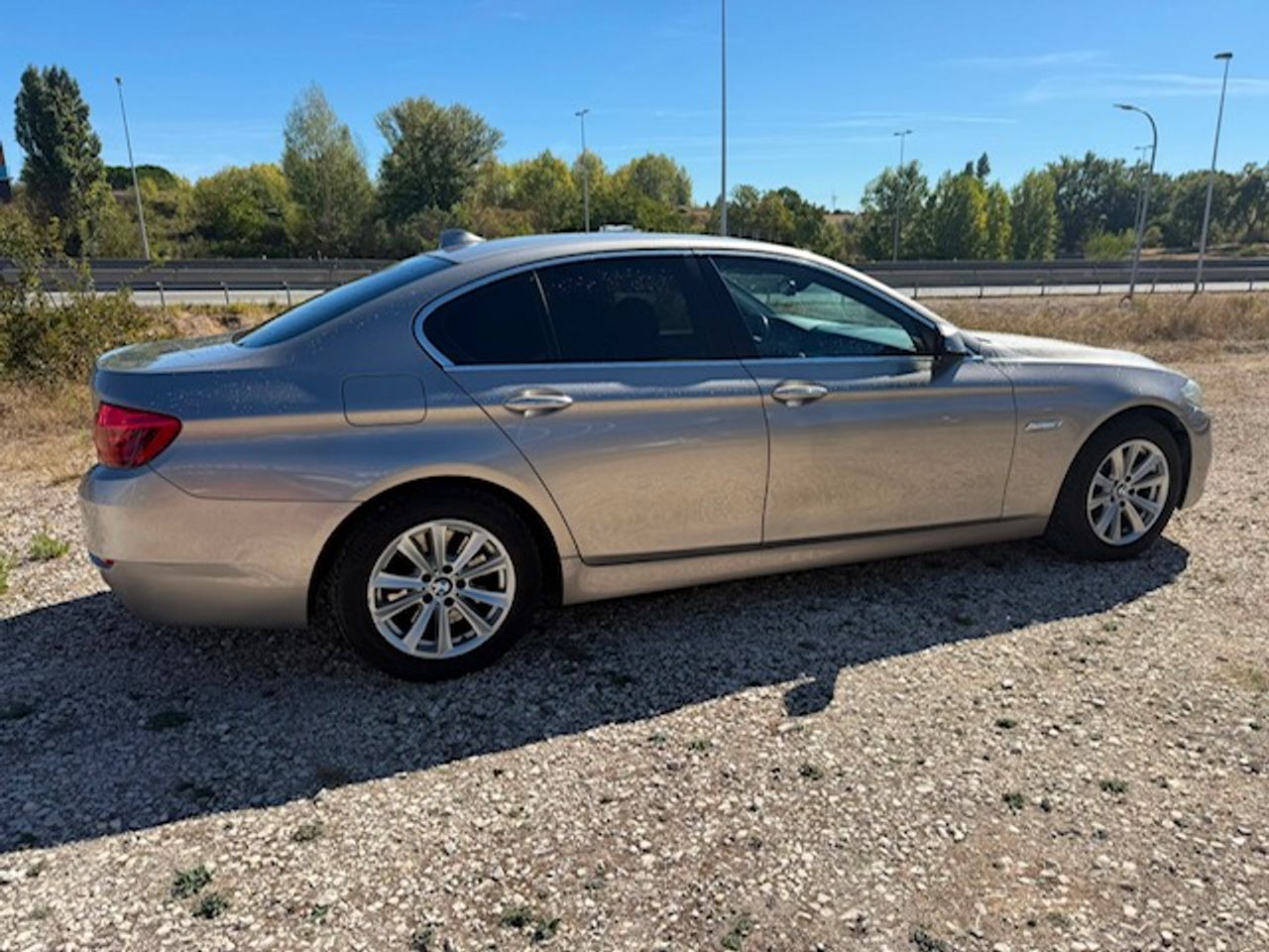 BMW Serie 5 530d xDrive Berlina - Foto 18