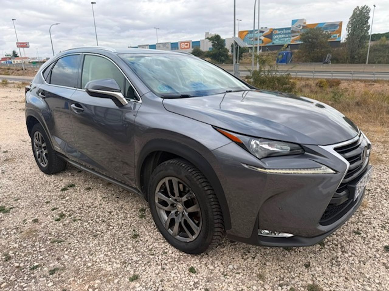 Lexus NX 300h Executive 4WD - Foto 14