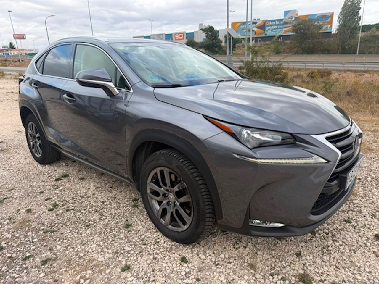 Lexus NX 300h Executive 4WD - Foto 15