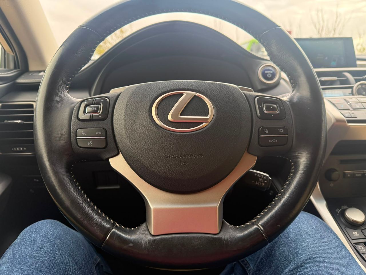 Lexus NX 300h Executive 4WD - Foto 51