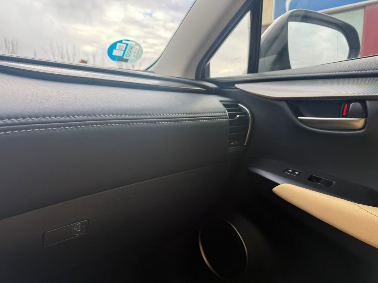 Lexus NX 300h Executive 4WD - Foto 61