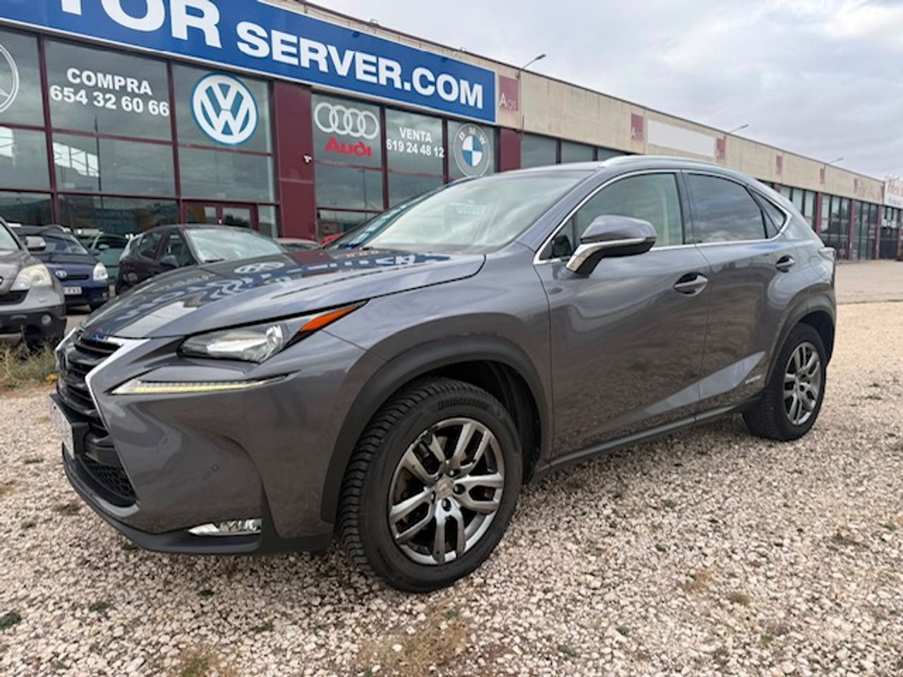 Lexus NX 300h Executive 4WD - Foto 4