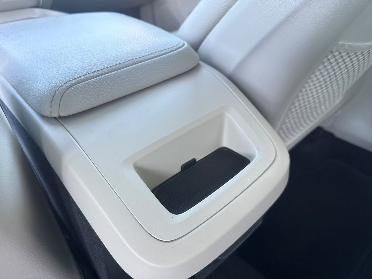 Volvo XC60 Momentum Pro B5 Diesel AWD Aut. - Foto 41