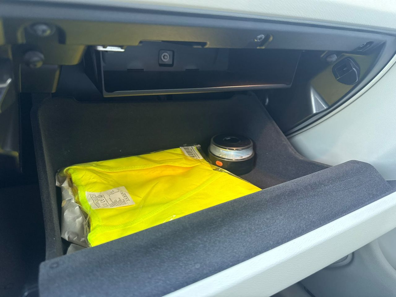 Volvo XC60 Momentum Pro B5 Diesel AWD Aut. - Foto 64