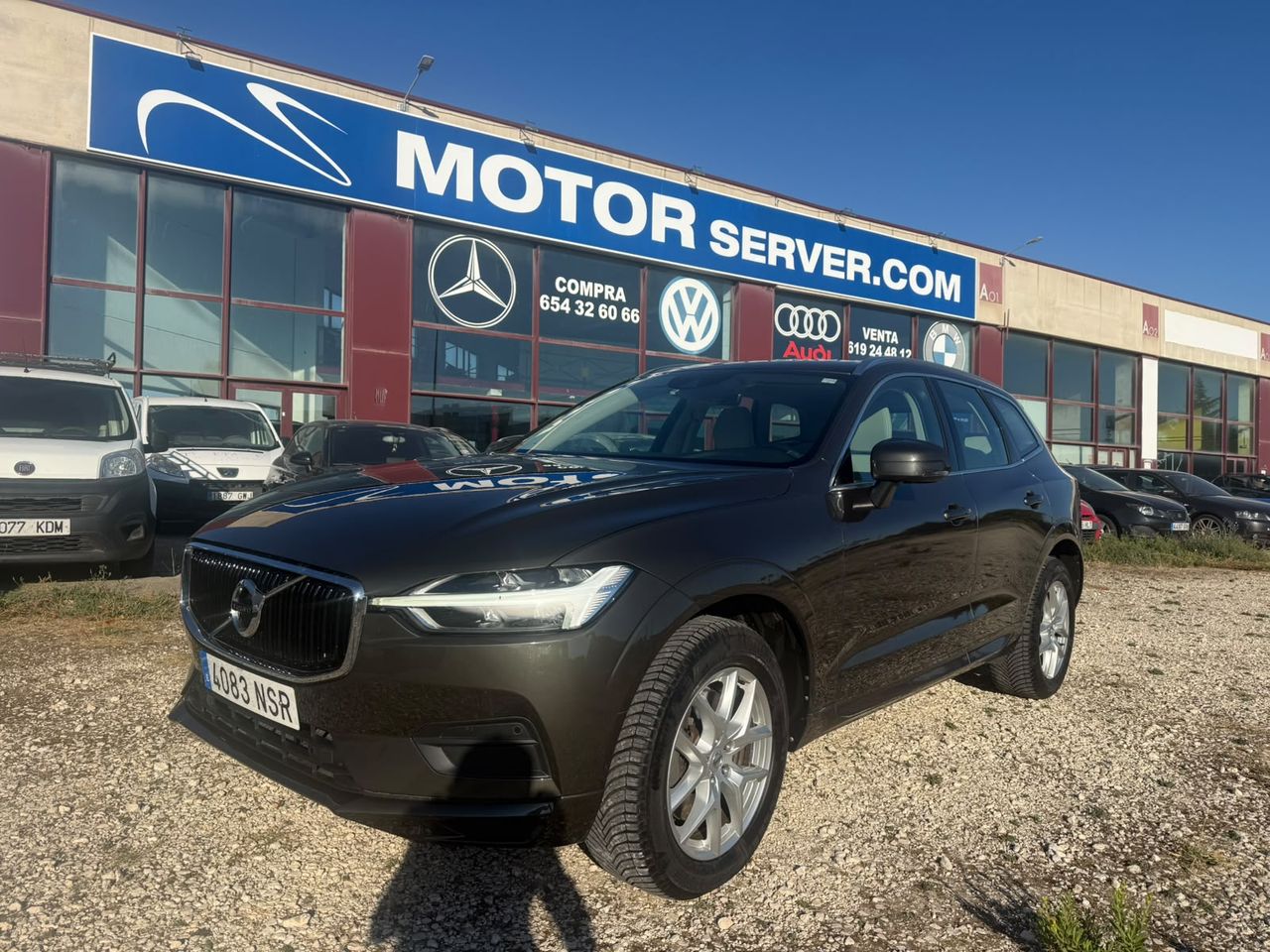 Volvo XC60 Momentum Pro B5 Diesel AWD Aut. - Foto 7