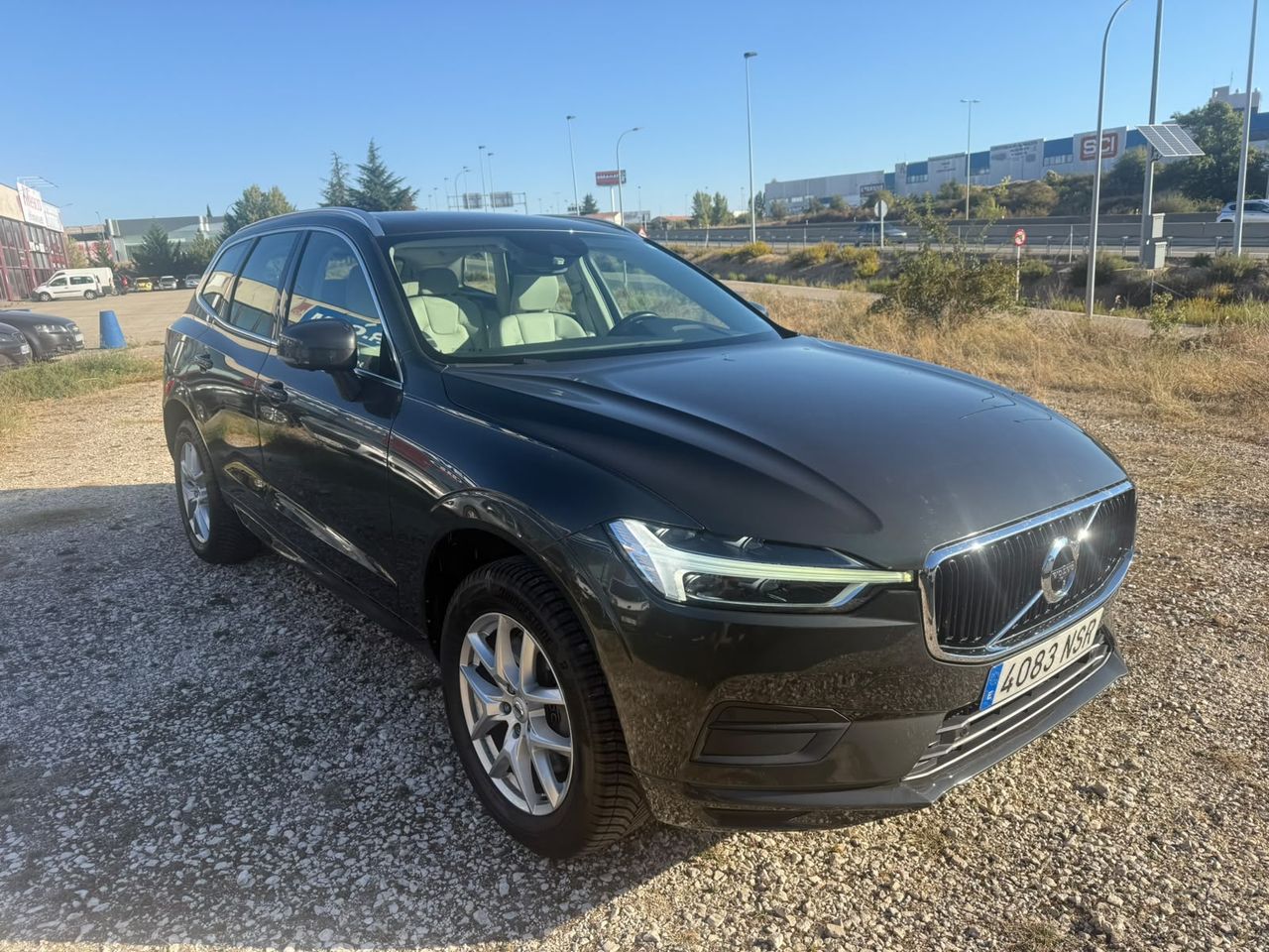 Volvo XC60 Momentum Pro B5 Diesel AWD Aut. - Foto 13