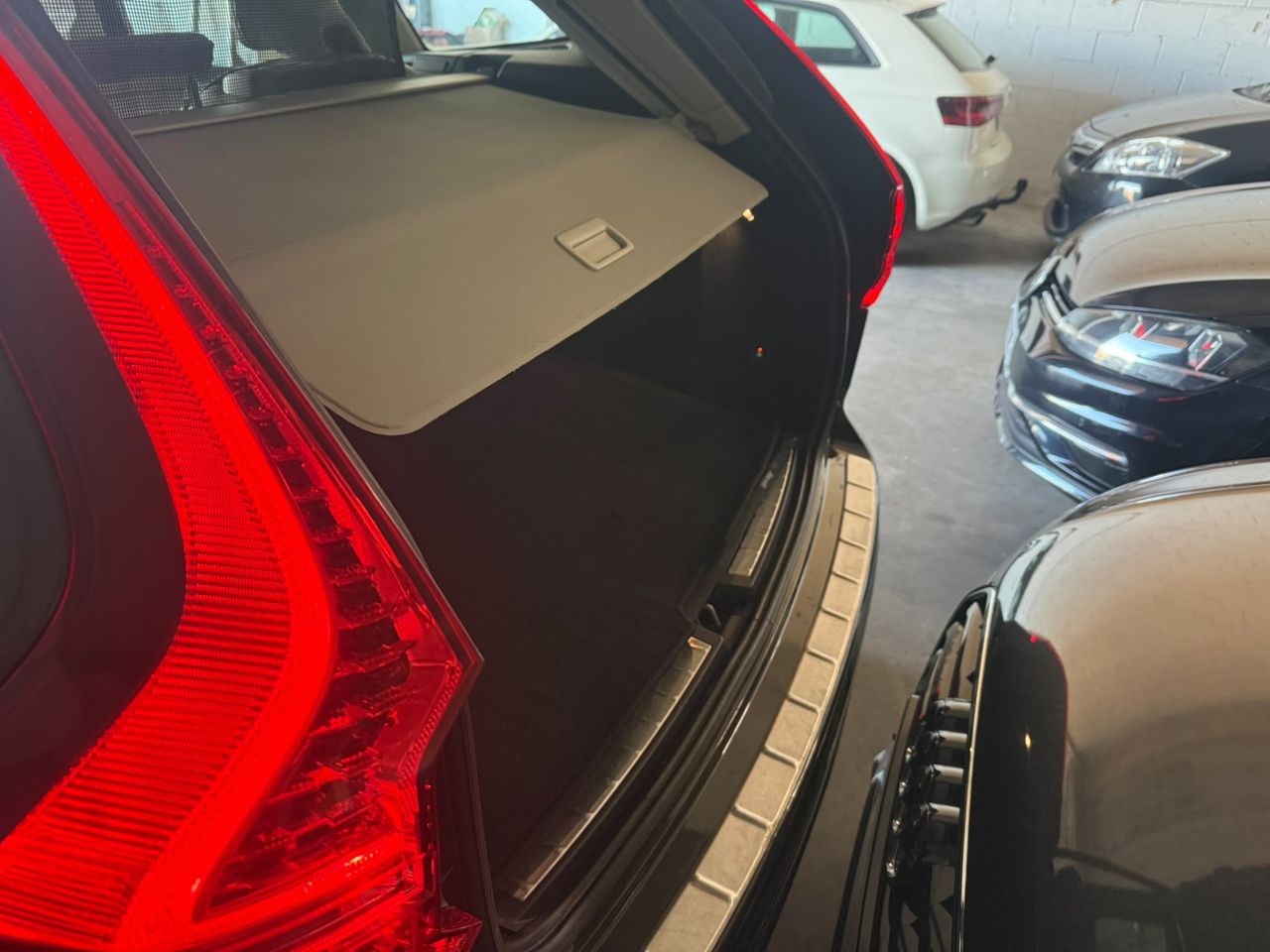 Volvo XC60 Momentum Pro B5 Diesel AWD Aut. - Foto 98