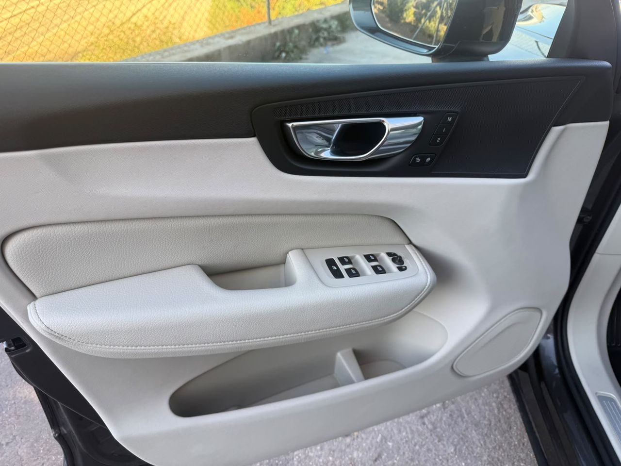 Volvo XC60 Momentum Pro B5 Diesel AWD Aut. - Foto 46