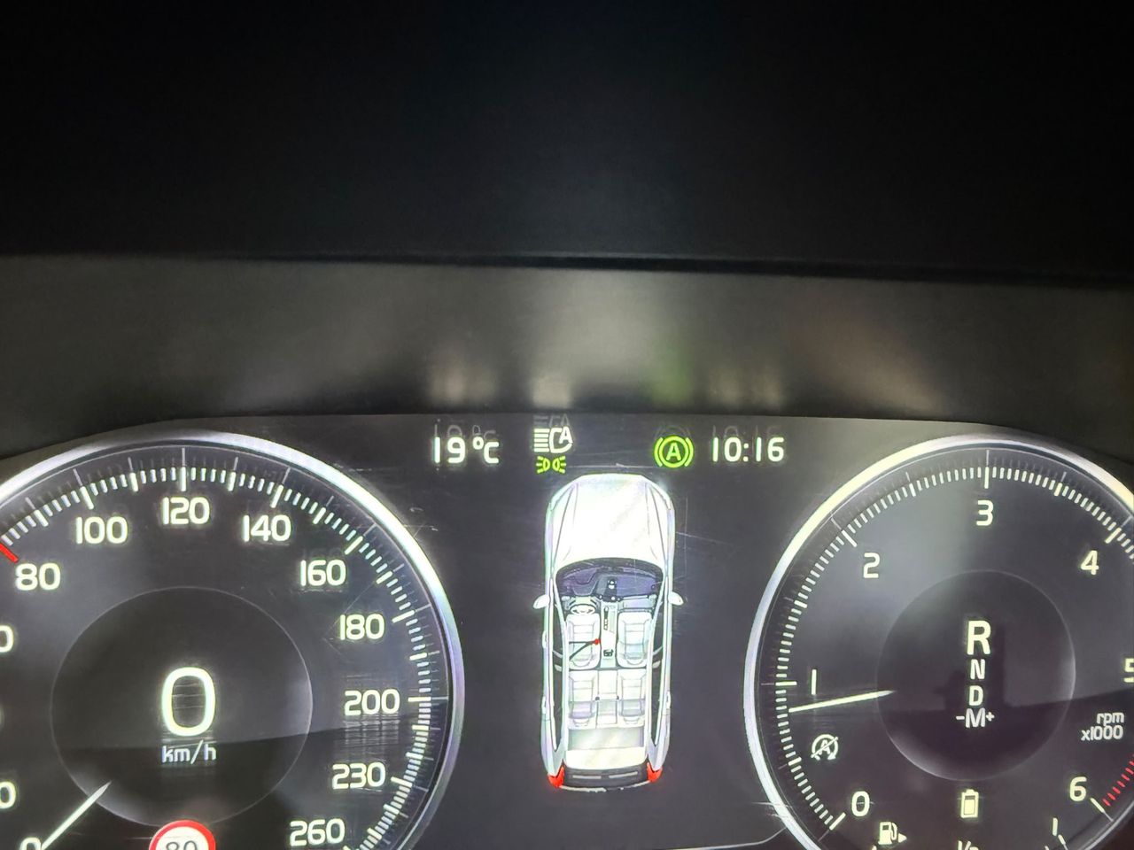 Volvo XC60 Momentum Pro B5 Diesel AWD Aut. - Foto 94