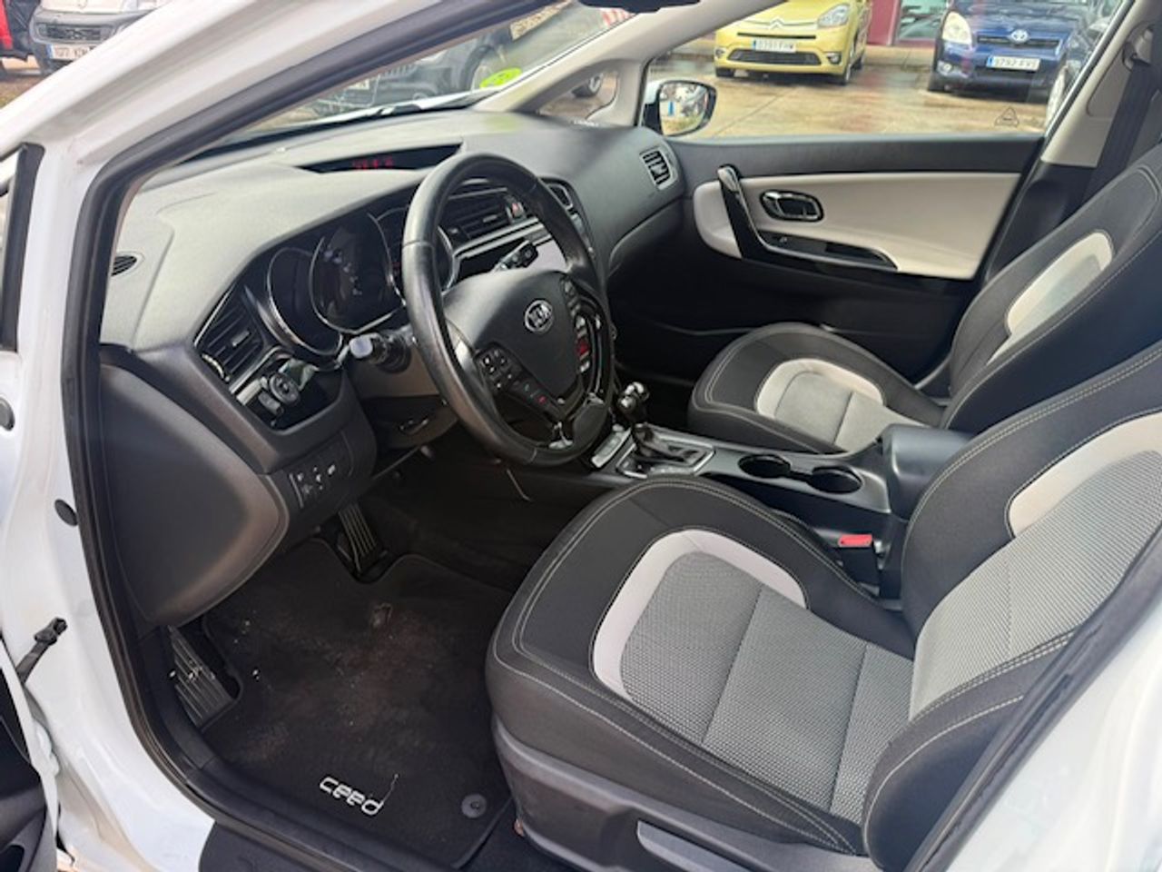 Kia Ceed cee'd SW 1.6 CRDi VGT Drive 100 kW - Foto 37