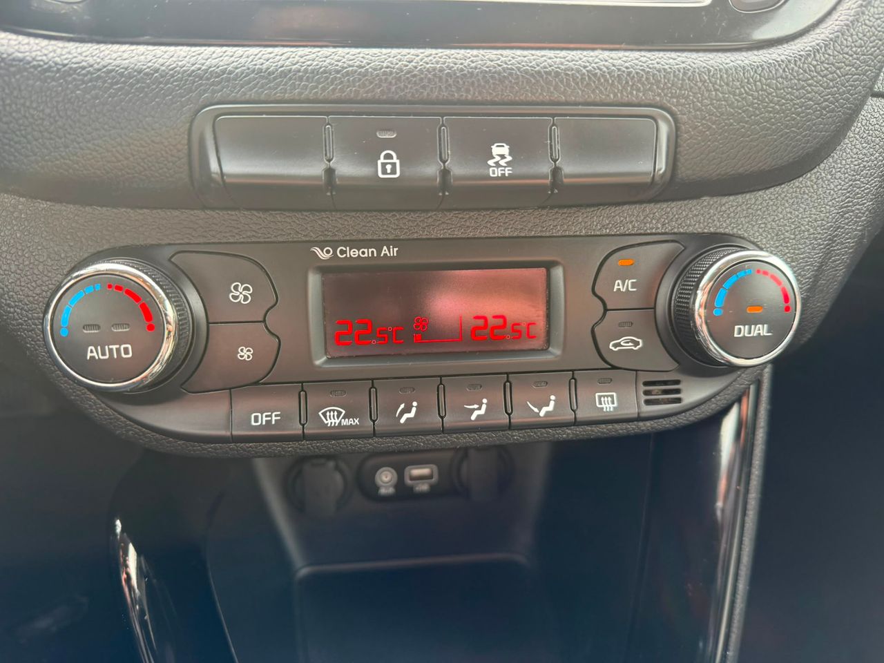 Kia Ceed cee'd SW 1.6 CRDi VGT Drive 100 kW - Foto 51