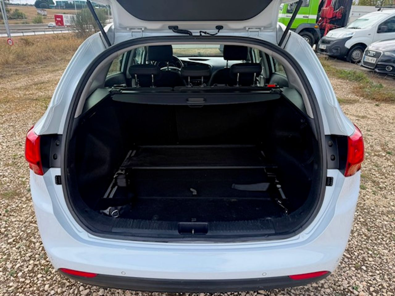 Kia Ceed cee'd SW 1.6 CRDi VGT Drive 100 kW - Foto 33