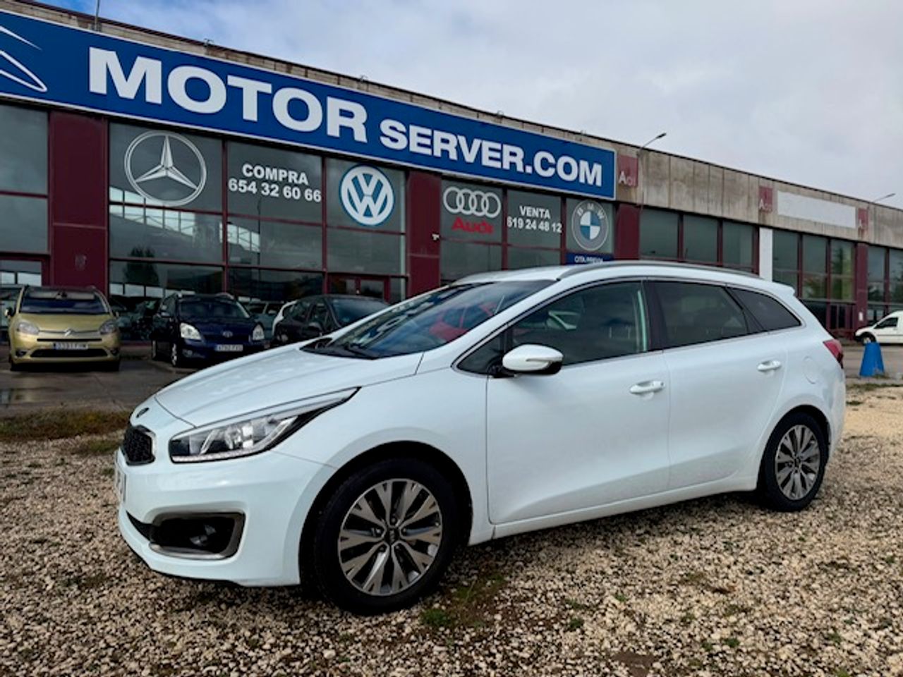 Kia Ceed cee'd SW 1.6 CRDi VGT Drive 100 kW - Foto 29