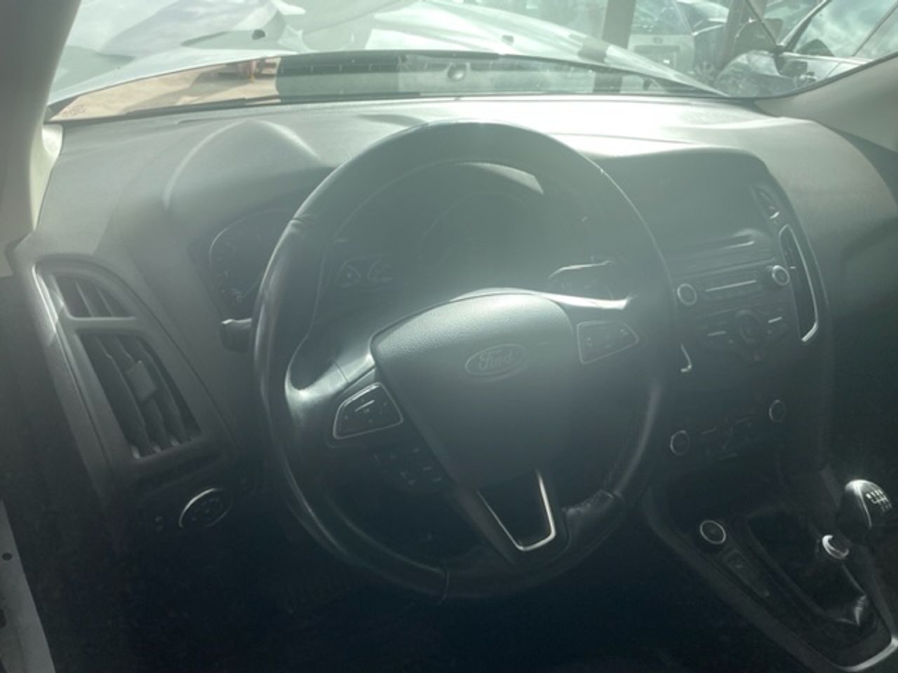 Ford Focus 1.5 TDCI  - Foto 9