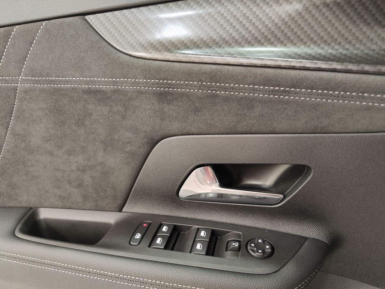 Opel Mokka BEV 50kWh 100kW (136CV) Ultimate-e - Foto 18