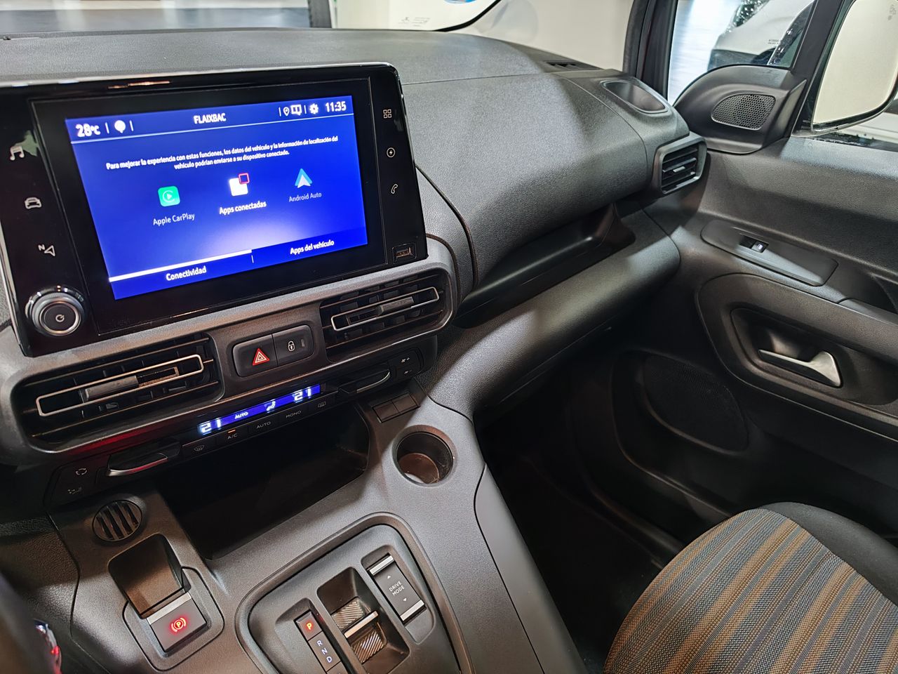 Opel Combo Cargo BEV 50kWh Elegance L - Foto 17