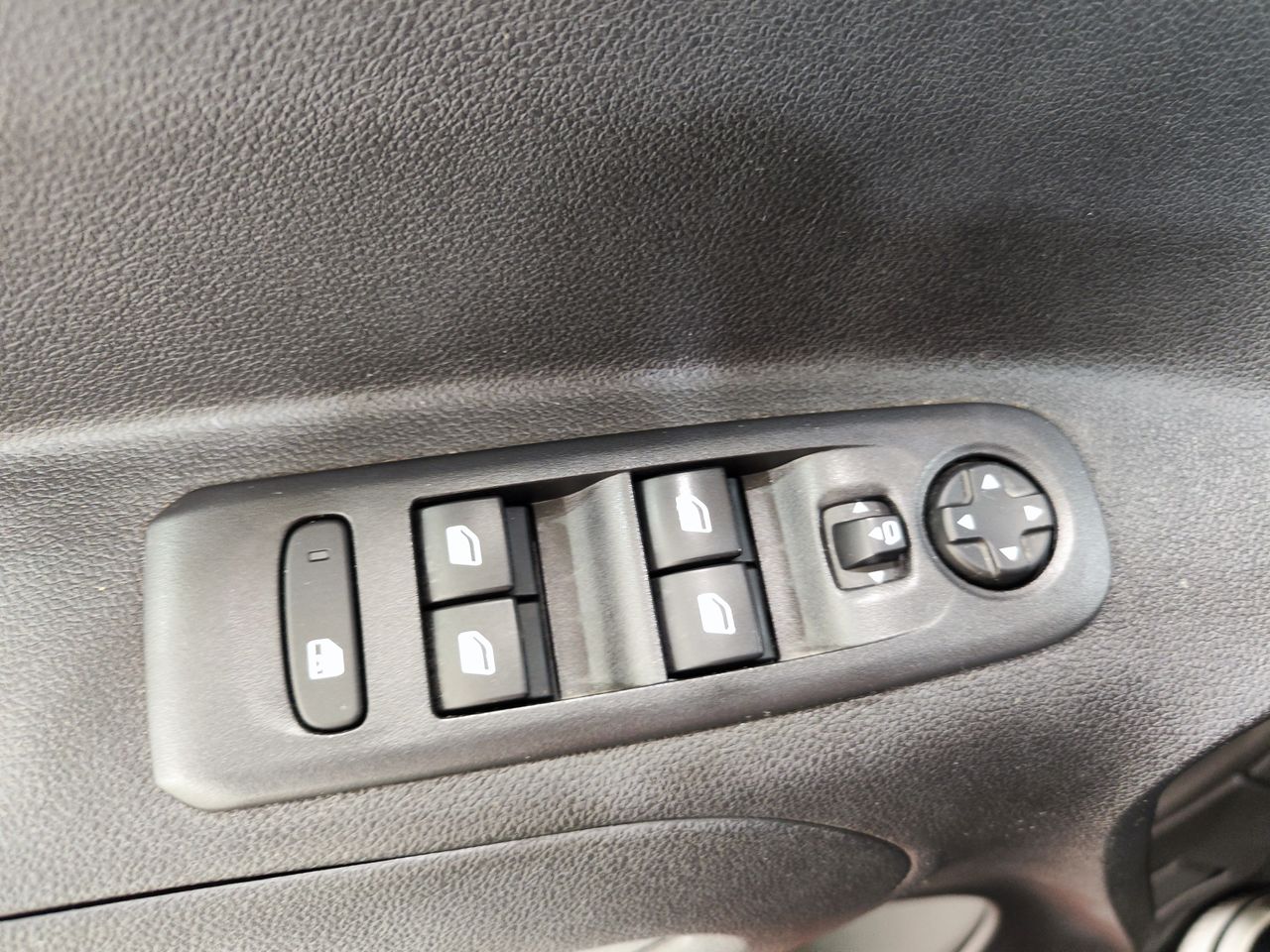 Opel Combo Cargo BEV 50kWh Elegance L - Foto 16