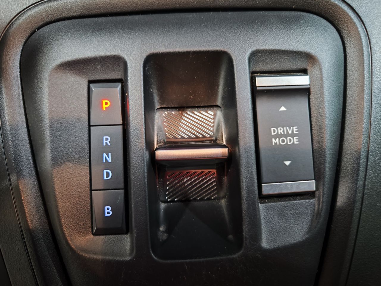 Opel Combo Cargo BEV 50kWh Elegance L - Foto 10