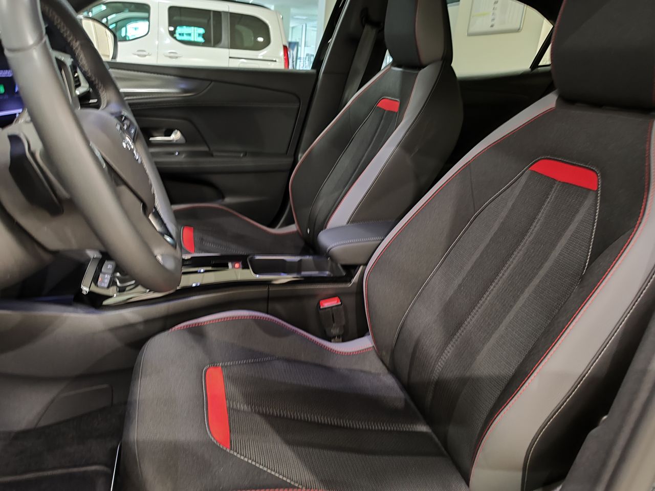 Opel Mokka 1.2 T 96kW (130 CV) GS Line Auto - Foto 9