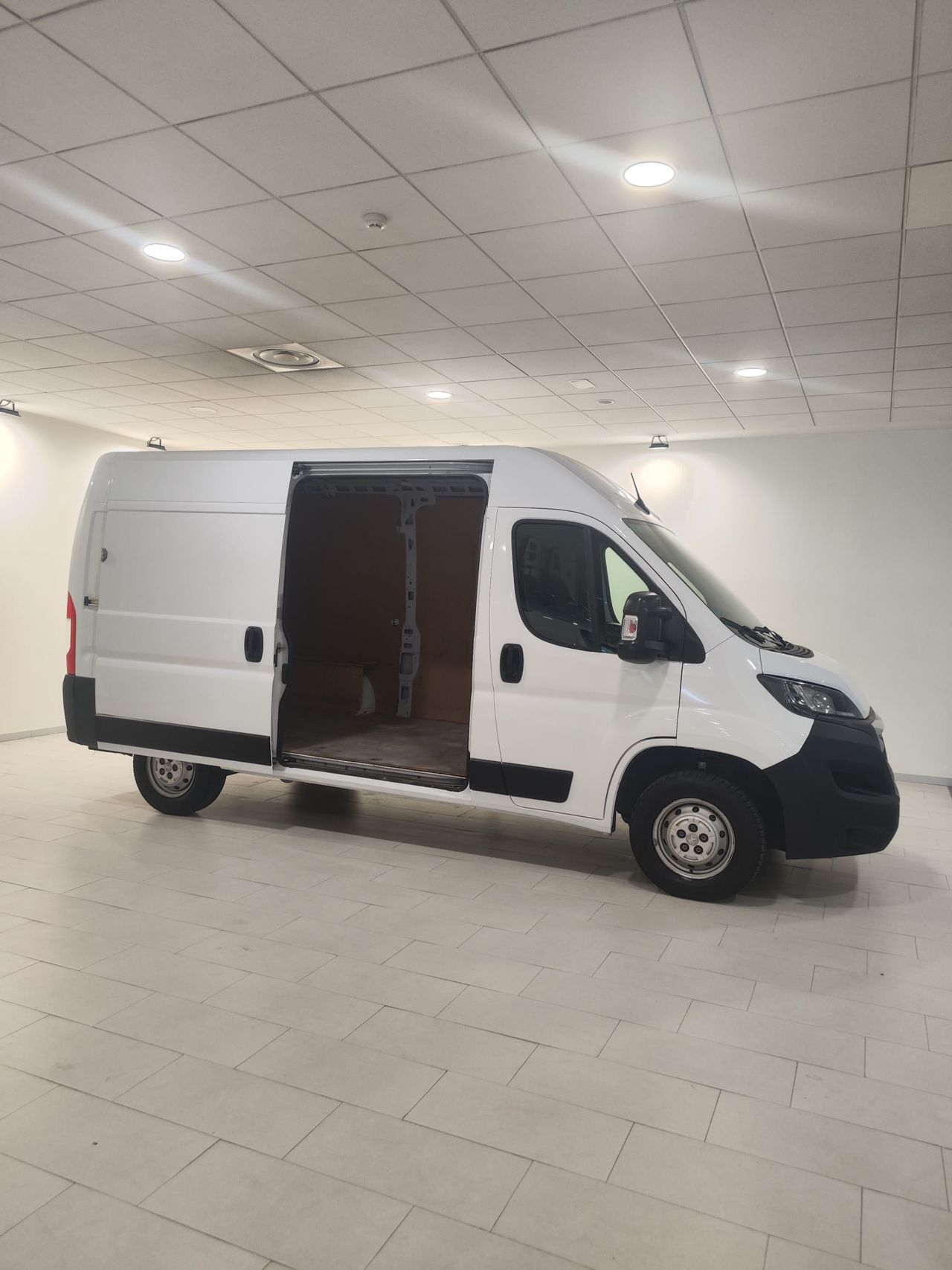 peugeot boxer 2021 / foto grande (3)